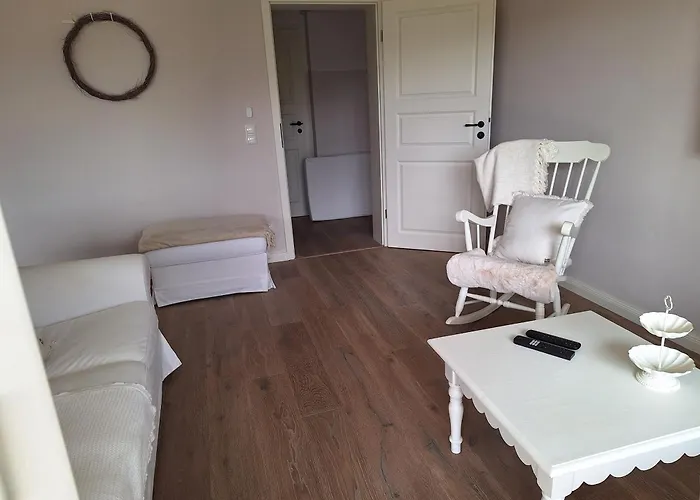 Wohnen Am Waldrand, Zentral Und Ruhig Mit Terasse 锡根