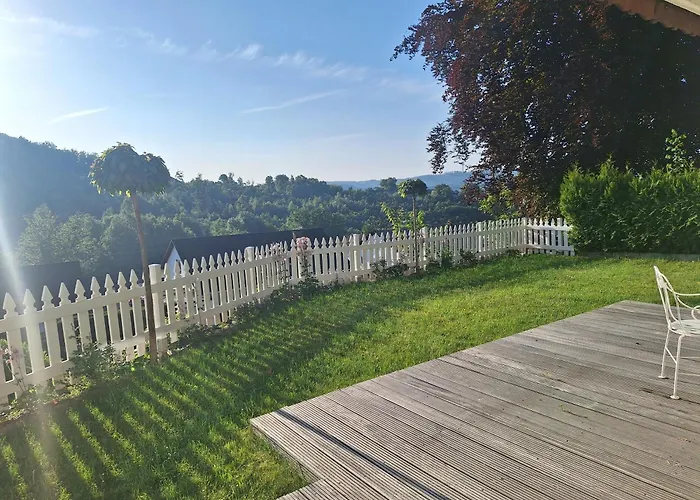 Wohnen Am Waldrand, Zentral Und Ruhig Mit Terasse * Siegen